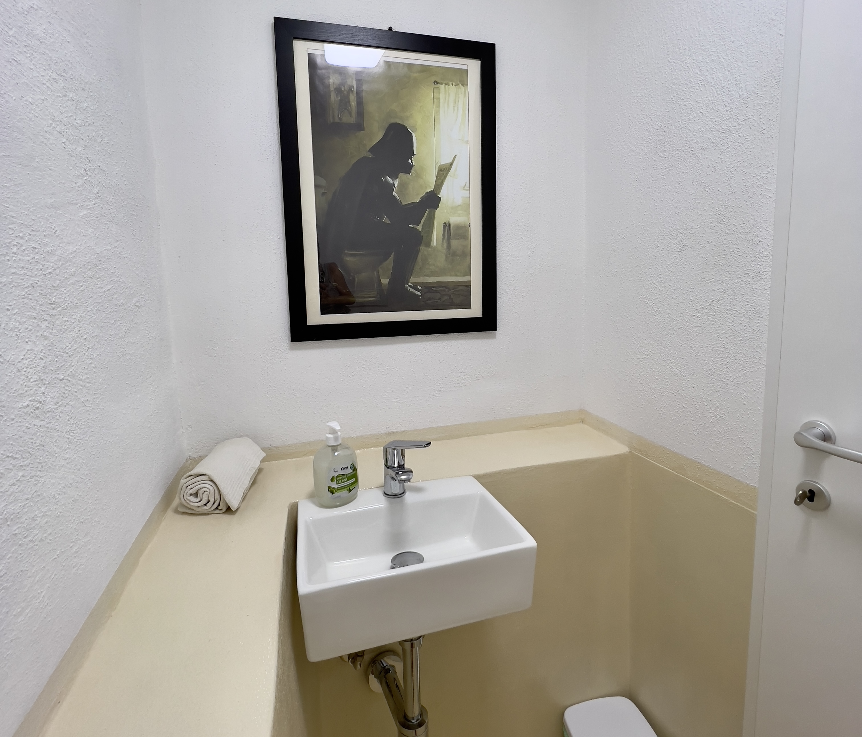 bathroom loo sink pic.jpg